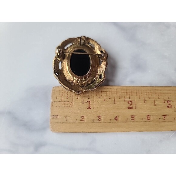Intaglio Cameo Brooch Vintage, READ - Picture 10 of 10